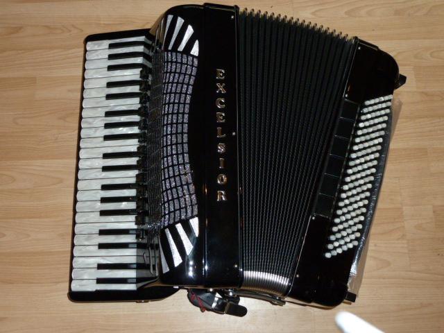 excelsior accordion model 911