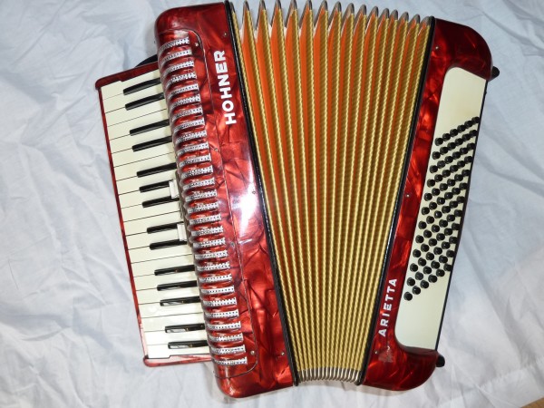 accordion store near me