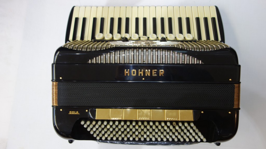 Hohner Gola now in stock!