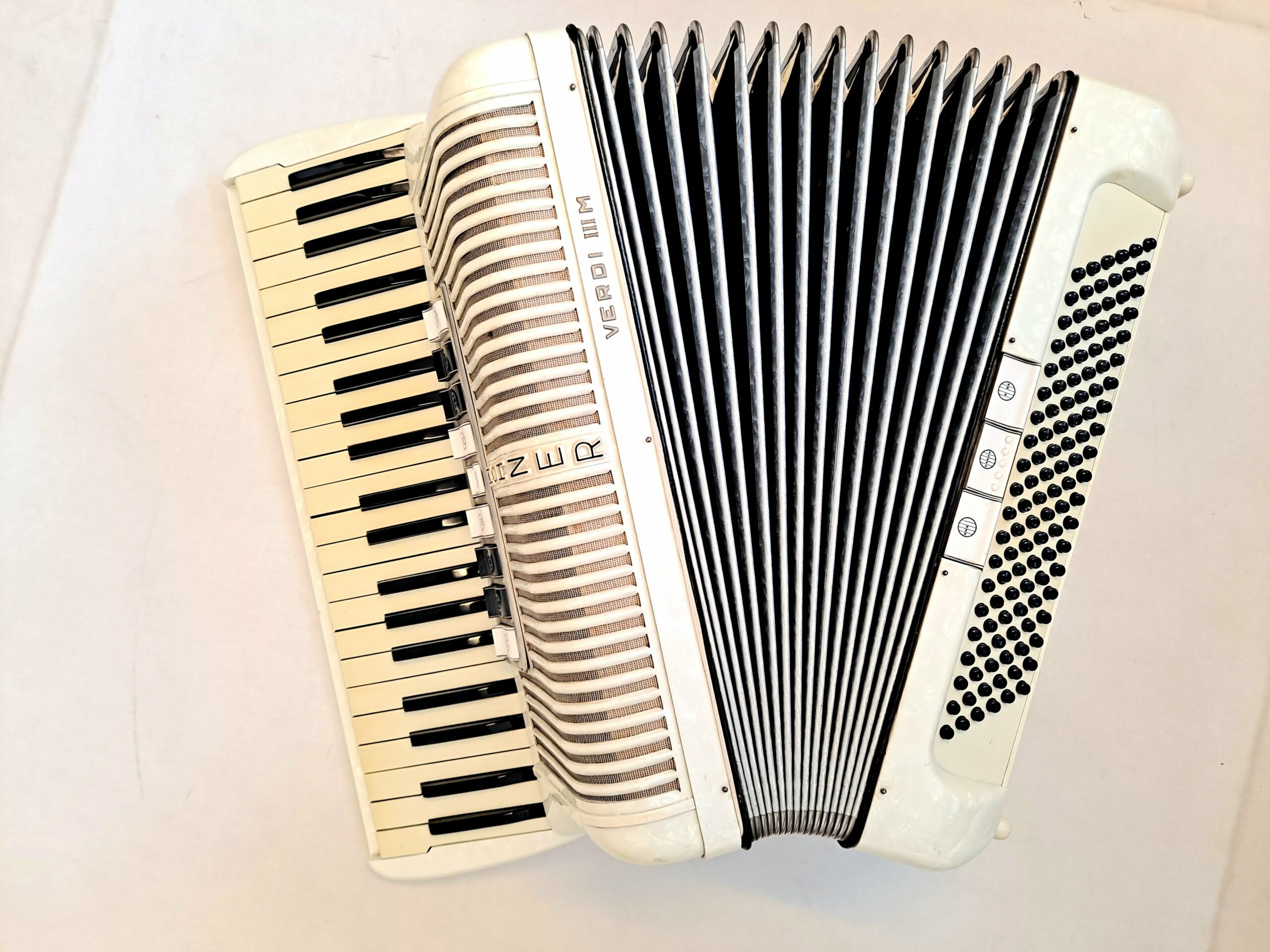 Hohner Verdi IIIM 120 Bass Accordion