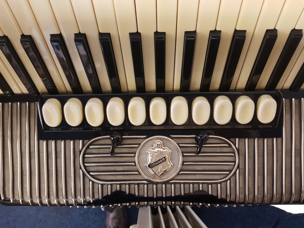 Hohner Gola 120 Bass Accordion