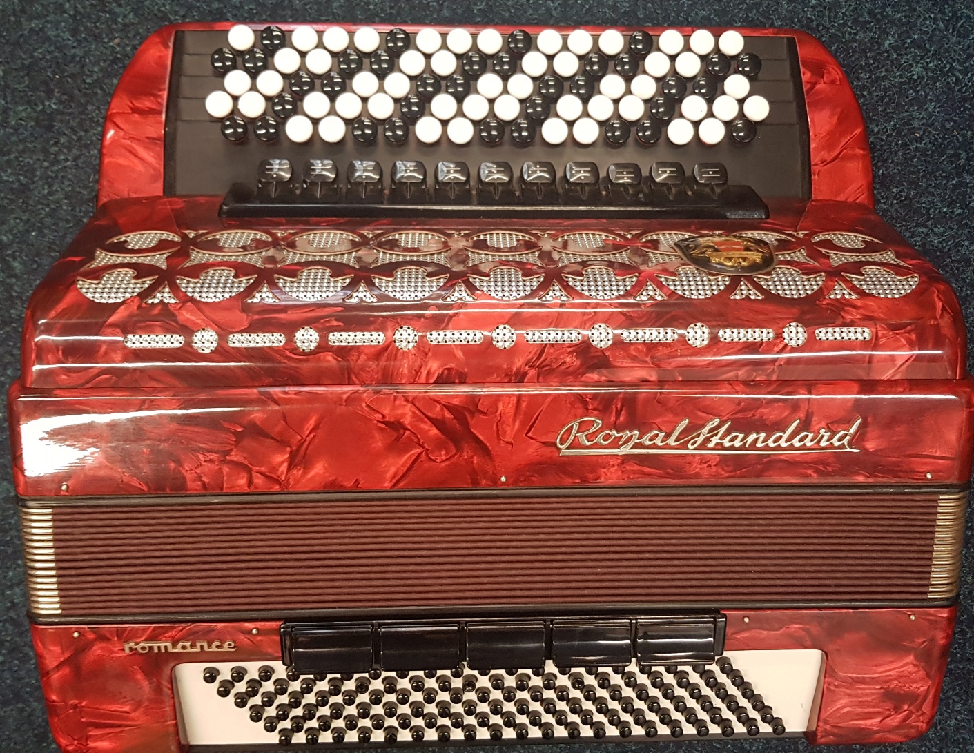 Royal Standard 'B' System Button accordion - The Accordion Shop