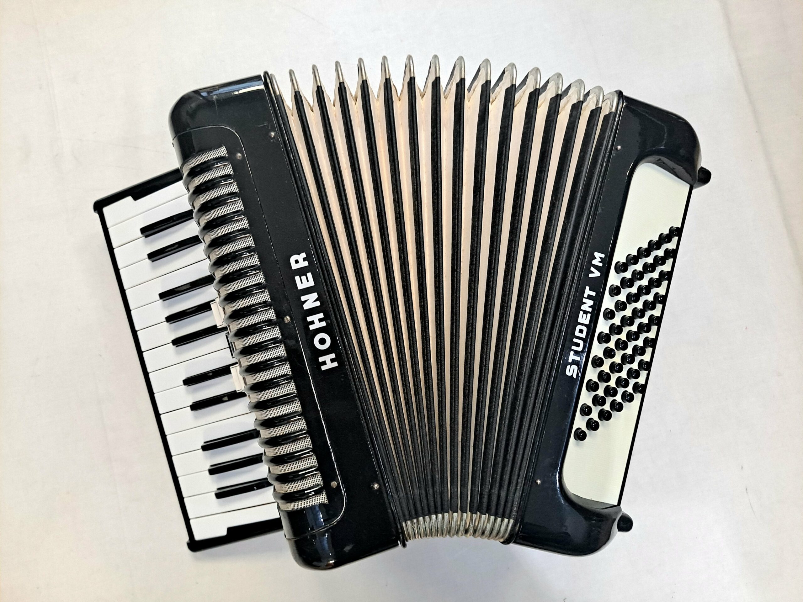 Hohner Student V 48 Bass Accordion The Accordion Shop